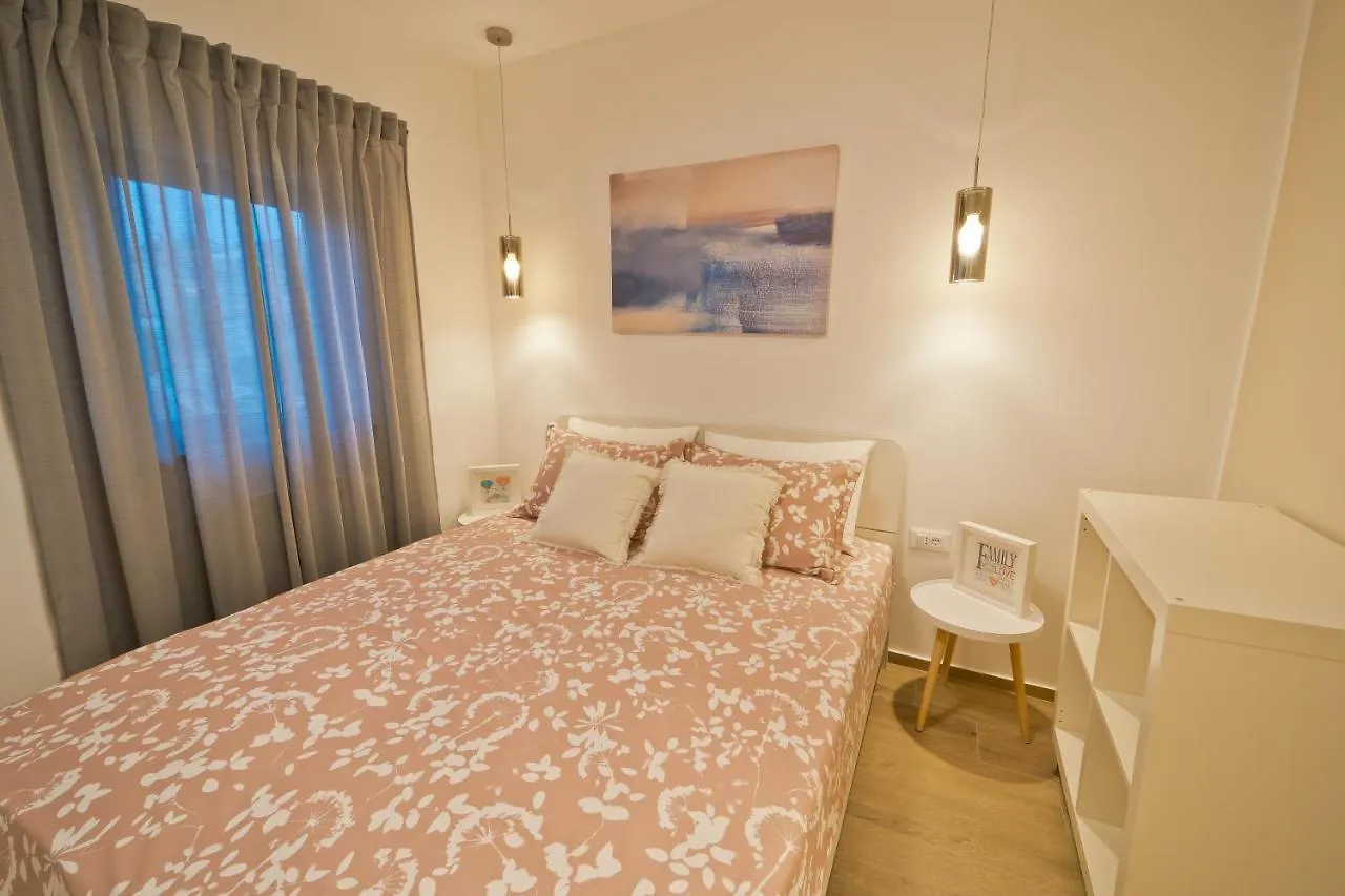 Apartment Vita Pula 0*,  Croatia
